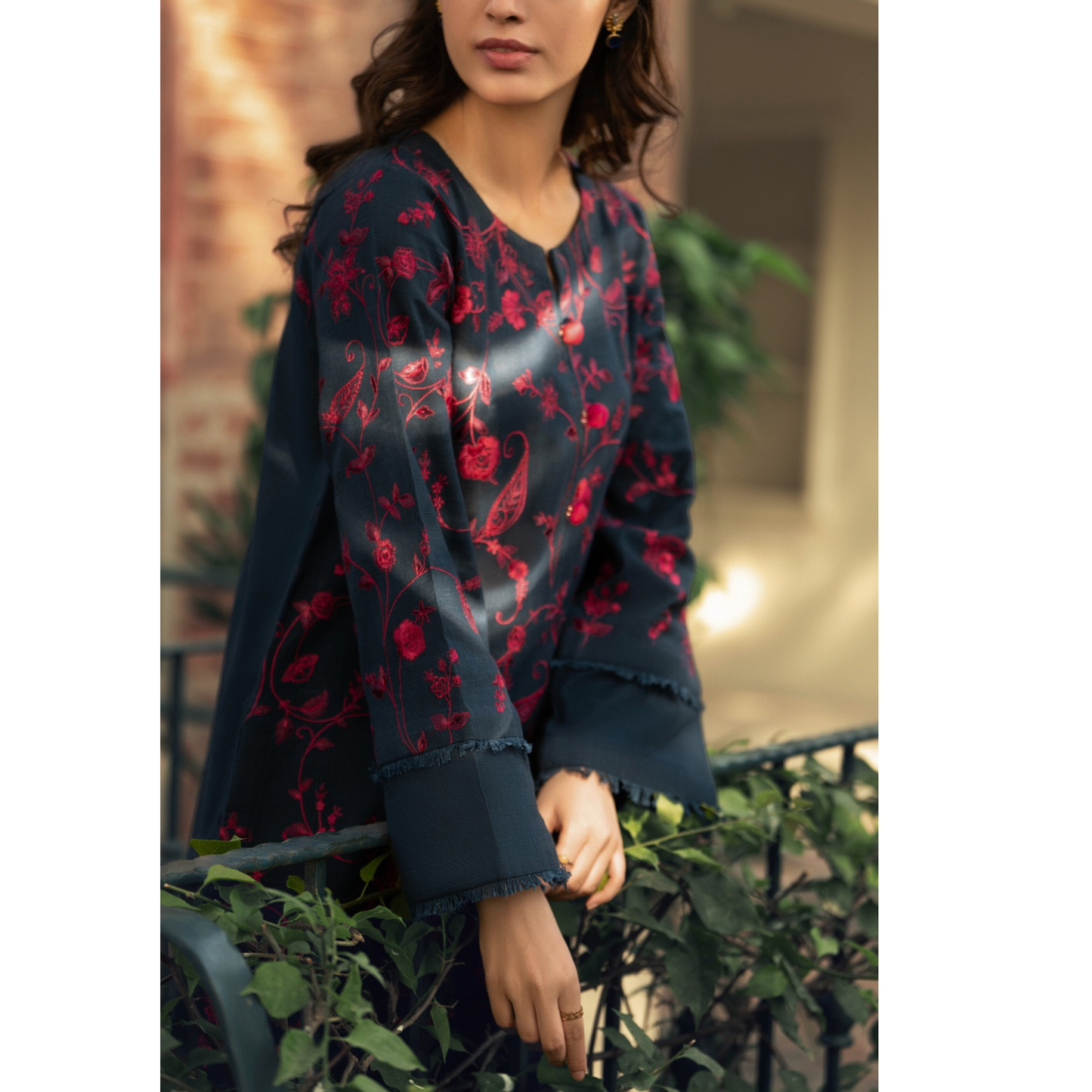 Shadows" Embroidered Khaddar with Wool Shawl Winter Collection by Casuallite ssk06