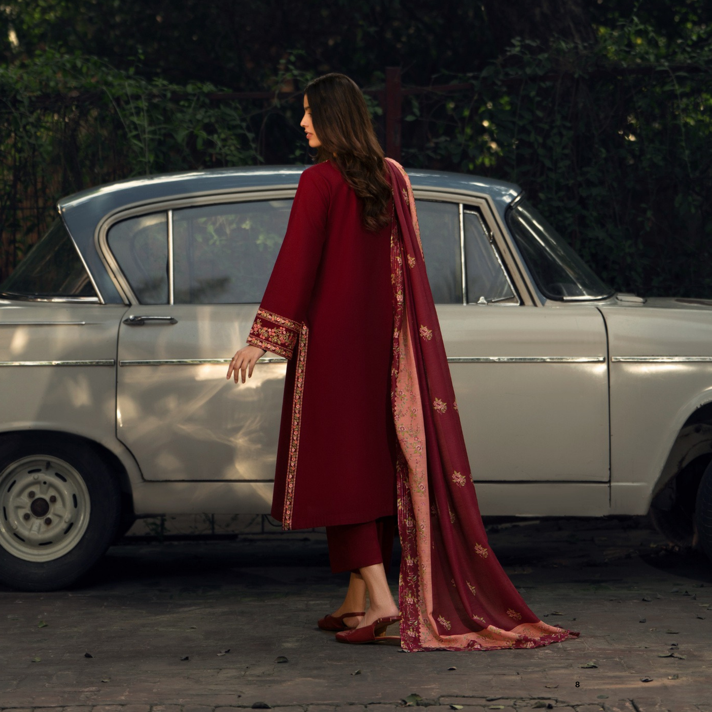 Shadows" Embroidered Khaddar with Wool Shawl Winter Collection by Casuallite ssk04