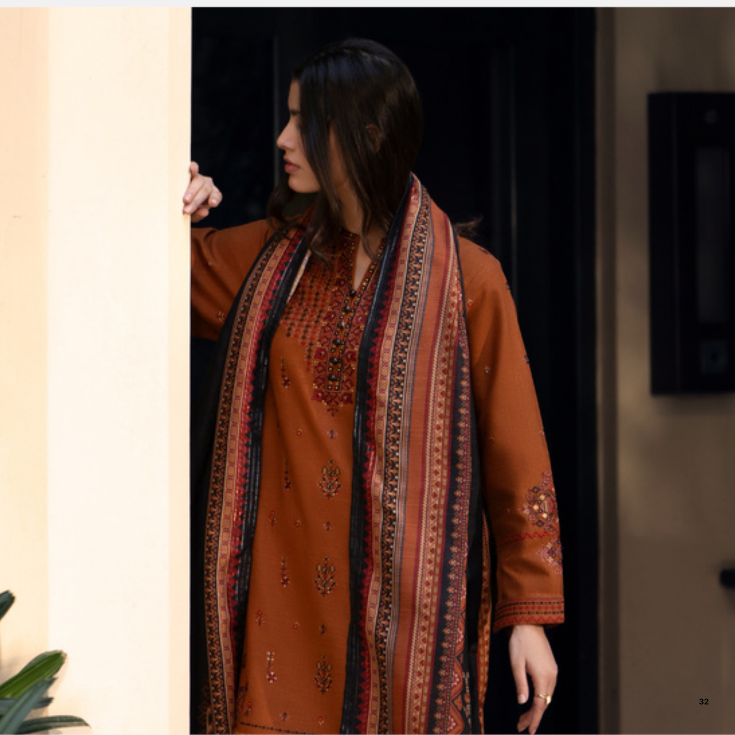 Shadows" Embroidered Khaddar with Wool Shawl Winter Collection by Casuallite ssk07
